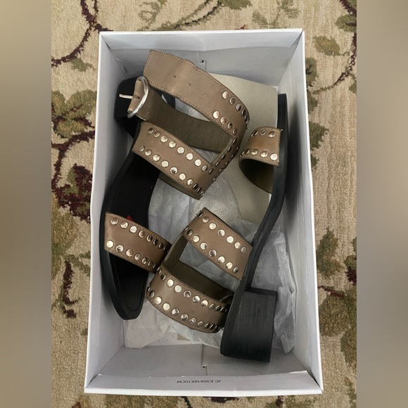 Steve Madden Low Heel - Picture 6 of 7